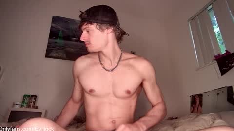 bebe  dust online show from October 20, 12:31 pm