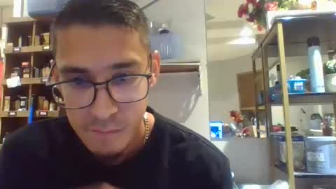 Snapshot of belz2346 chatting on October 24, 7:21 am belz2346 online show from October 24, 7:21 am