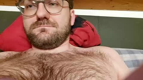 Snapshot of ben00189 chatting on January 15, 6:40 pm ben00189 online show from January 15, 6:40 pm