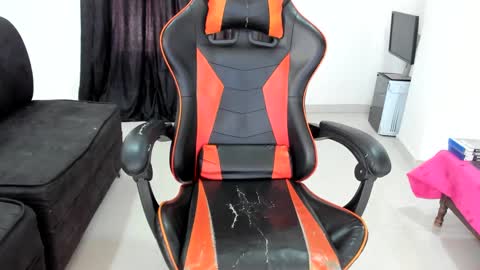 benderelc online show from September 12, 4:51 pm