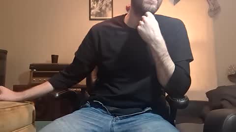 Snapshot of benjammin11311 chatting on February 4, 9:10 pm Benjammin online show from February 4, 9:10 pm