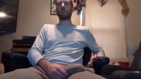 Snapshot of benjammin11311 chatting on December 4, 9:13 pm Benjammin online show from December 4, 9:13 pm