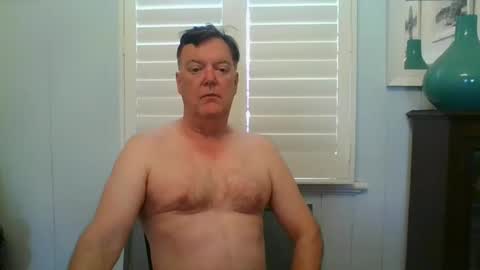 Snapshot of benjoid chatting on December 6, 10:19 pm benjoid online show from December 6, 10:19 pm