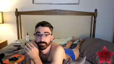 benny_boy95 online show from October 2, 2:37 am
