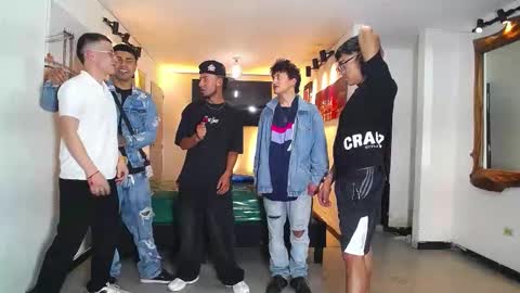 benz boys online show from November 29, 10:34 pm