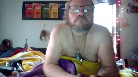 bergeeric1970 online show from April 1, 1:02 pm