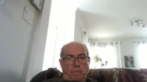 bernard1102 online show from November 24, 6:42 pm