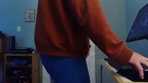 best_triam online show from December 21, 3:53 pm