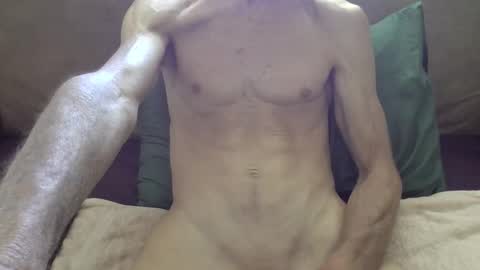 bientry009 online show from December 14, 11:50 am