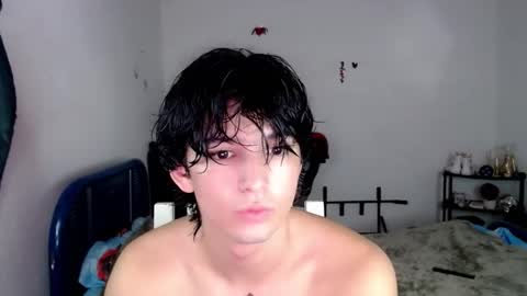 big_lunatic online show from November 6, 2:58 am