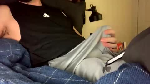 Snapshot of bigandhard6992 chatting on December 3, 7:22 pm HARDNBIG online show from December 3, 7:22 pm