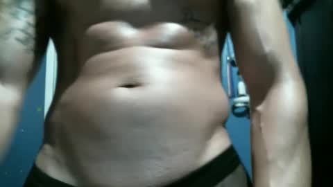 Snapshot of bigarod69 chatting on January 3, 6:01 am BigArod69 online show from January 3, 6:01 am
