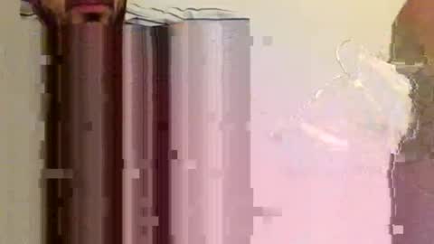 Snapshot of bigben93xxx chatting on December 30, 11:28 pm bigben93xxx online show from December 30, 11:28 pm