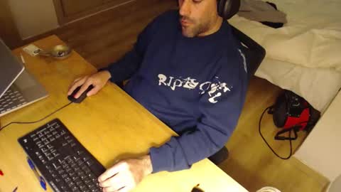 bigcok35spain online show from December 21, 6:49 pm