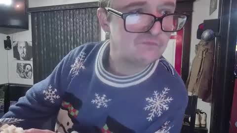 Darryl online show from February 16, 1:49 am