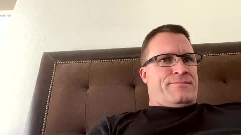 bigger22332233 online show from January 17, 9:32 pm