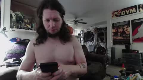 biggerisbetter21 online show from October 9, 7:30 pm