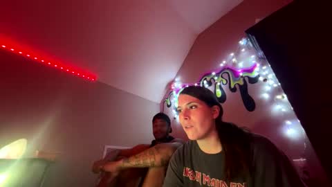 biggz0766 online show from December 18, 2:07 am