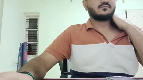 bighandsomesatisfy online show from November 4, 6:20 pm