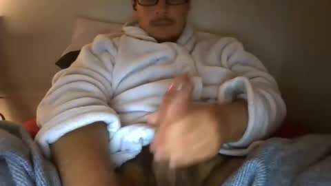 Bigdicbear713 online show from November 15, 6:48 am