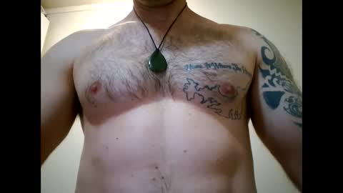 Snapshot of bigjoeyblow chatting on October 27, 2:14 am bigjoeyblow online show from October 27, 2:14 am