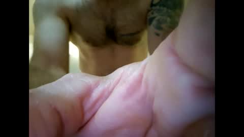 Snapshot of bigjoeyblow chatting on October 23, 6:28 am bigjoeyblow online show from October 23, 6:28 am