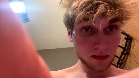 bigskinnyboyshh online show from January 5, 4:47 am