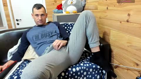 bigsshark online show from February 4, 7:29 am