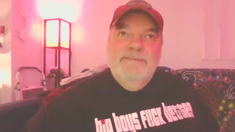 bigstuffbear online show from February 13, 6:52 am