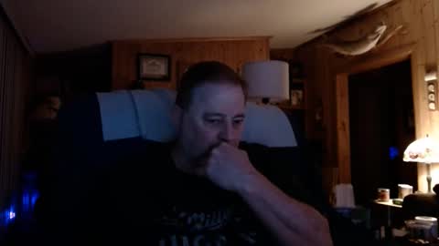Snapshot of bigthicksatisfying2 chatting on February 21, 5:02 am bigthicksatisfying2 online show from February 21, 5:02 am