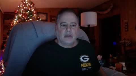 Snapshot of bigthicksatisfying2 chatting on January 5, 3:22 am bigthicksatisfying2 online show from January 5, 3:22 am