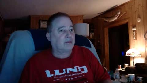 Snapshot of bigthicksatisfying2 chatting on February 16, 5:15 am bigthicksatisfying2 online show from February 16, 5:15 am