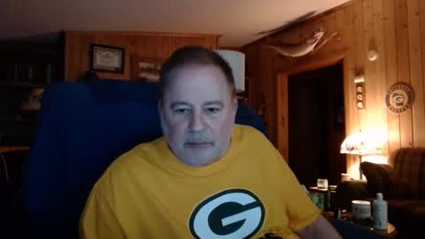Snapshot of bigthicksatisfying2 chatting on October 19, 12:37 am bigthicksatisfying2 online show from October 19, 12:37 am