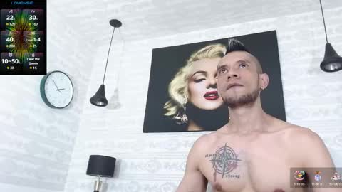 Snapshot of bigzehuz chatting on September 14, 6:48 am andres online show from September 14, 6:48 am