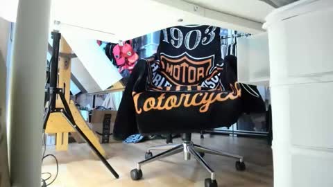 bisexualjay online show from October 23, 12:08 pm