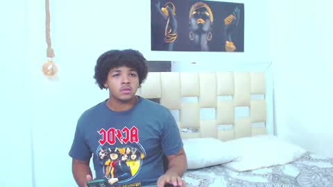 Snapshot of black_king_241 chatting on March 9, 3:01 am black_king_241 online show from March 9, 3:01 am