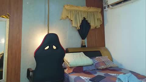 black_king_241 online show from March 17, 5:54 am