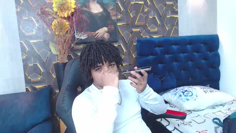 Snapshot of black_king_241 chatting on October 17, 3:43 am black_king_241 online show from October 17, 3:43 am