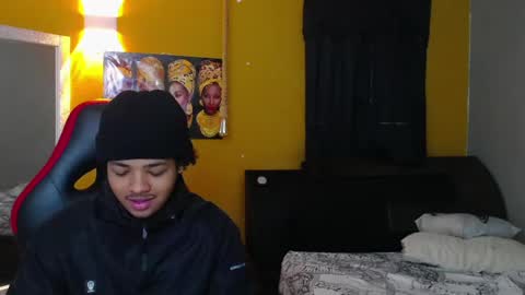 Snapshot of black_king_241 chatting on February 22, 11:57 am black_king_241 online show from February 22, 11:57 am