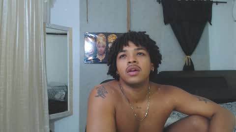 Snapshot of black_king_241 chatting on September 14, 3:52 am black_king_241 online show from September 14, 3:52 am