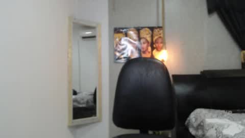 Snapshot of black_king_241 chatting on October 6, 3:22 am black_king_241 online show from October 6, 3:22 am
