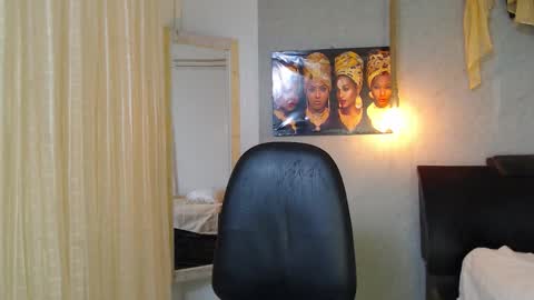 Snapshot of black_king_241 chatting on October 2, 2:59 am black_king_241 online show from October 2, 2:59 am