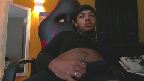 Snapshot of black_king_241 chatting on February 13, 4:07 pm black_king_241 online show from February 13, 4:07 pm