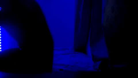 black_men9 online show from December 17, 5:04 am