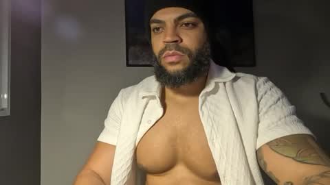 Macauly online show from October 28, 10:45 pm