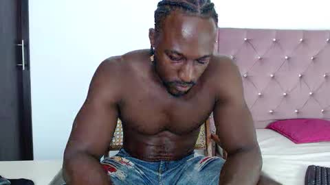 Twtter 1MikeBeckford            Onlyfns beckfordmike online show from January 20, 10:48 pm