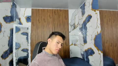 blake_tay online show from April 11, 7:45 am