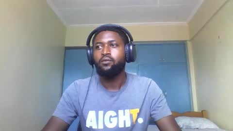 blakmoufaka online show from April 3, 5:15 am