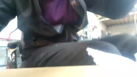 Snapshot of blazinkush69 chatting on March 3, 12:21 pm blazinkush69 online show from March 3, 12:21 pm