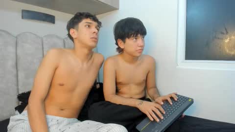 Blue online show from March 11, 7:04 am